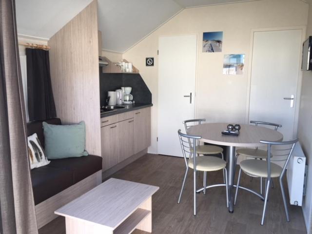 Camping Oase, Zanddijk 75 Villa Julianadorp Buitenkant foto